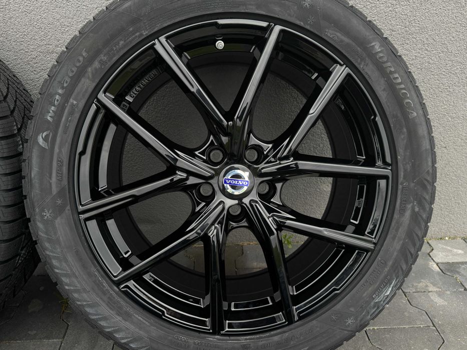 VOLVO XC40 XC 40 koła letnie 235/50R19 GERMANY ROADX NOWE