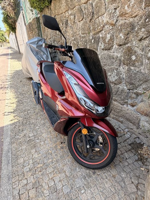 Honda - PCX 2023