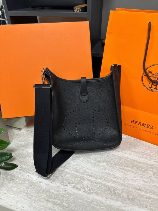 Сумка Hermes Evelyne повний комплект бутика сумочка шкіряна повний комплект