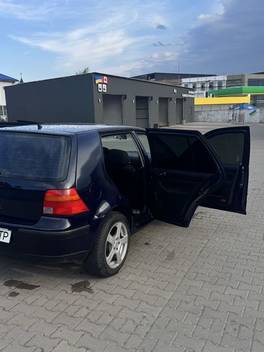 Продам Volkswagen golf  4