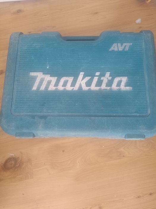 Młotowiertarka Makita HR3210FCT