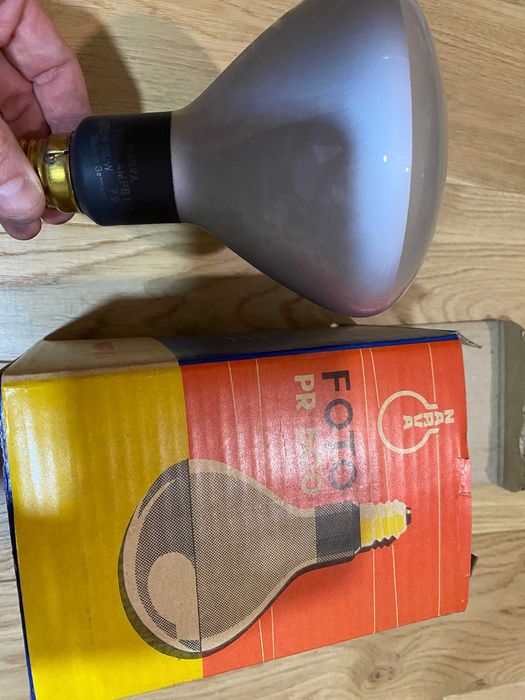 NARVA żarówka fotograficzna 500 W sprawna Fotolampe