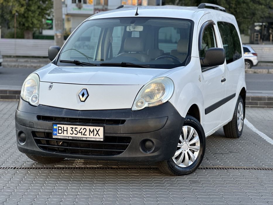 Продам хороший автомобиль