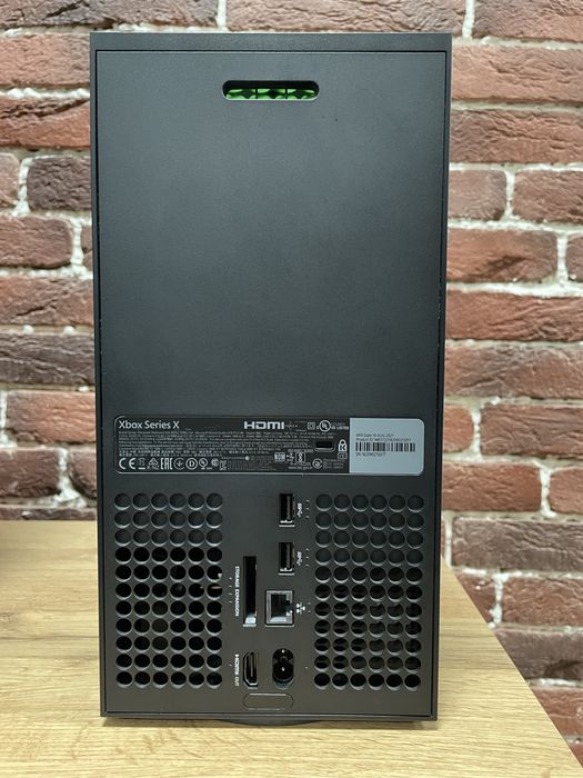 Xbox series X • 100+ігор • 1 TB • 2 геймпади