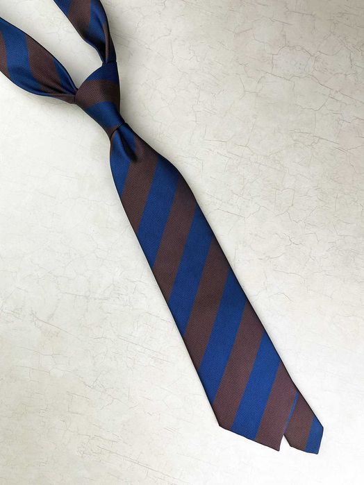 NOWY krawat regimental brązowo-granatowy 8cm jedwabny szeroki w pasy