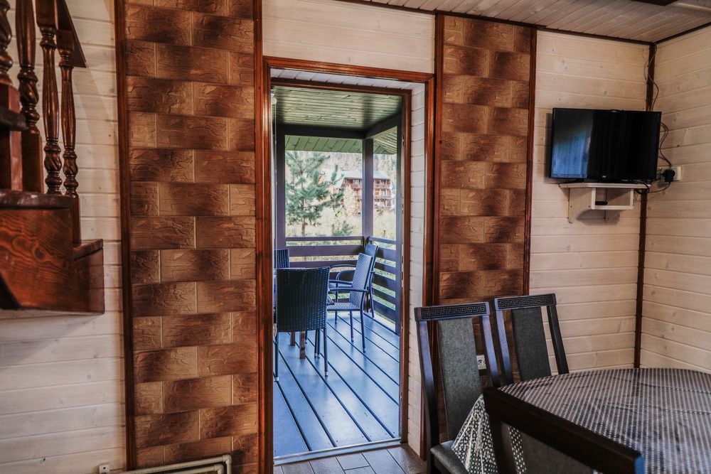 Котедж “Барвінок” у Яремче на 10-12 місць. Відпочинок у Карпатах