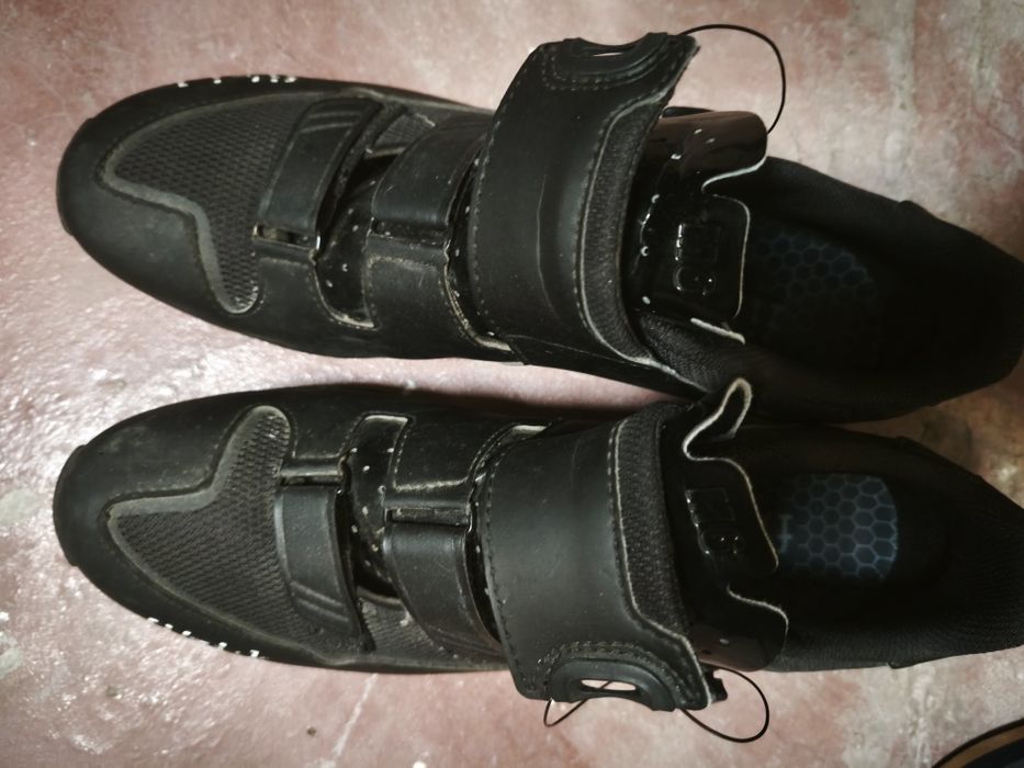 Sapatilhas BTT ou estrada de encaixe