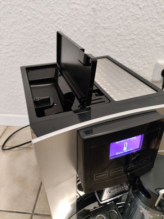 Кавомашина в Кожен Дім ® DeLonghi ESAM 5700 S Perfecta