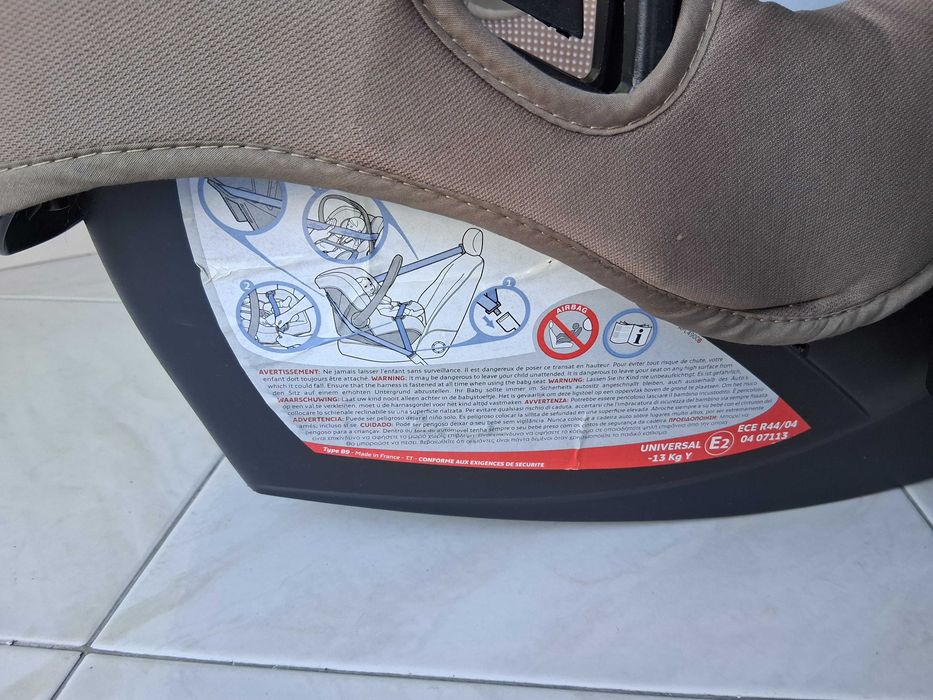 Ovo Zippy com isofix