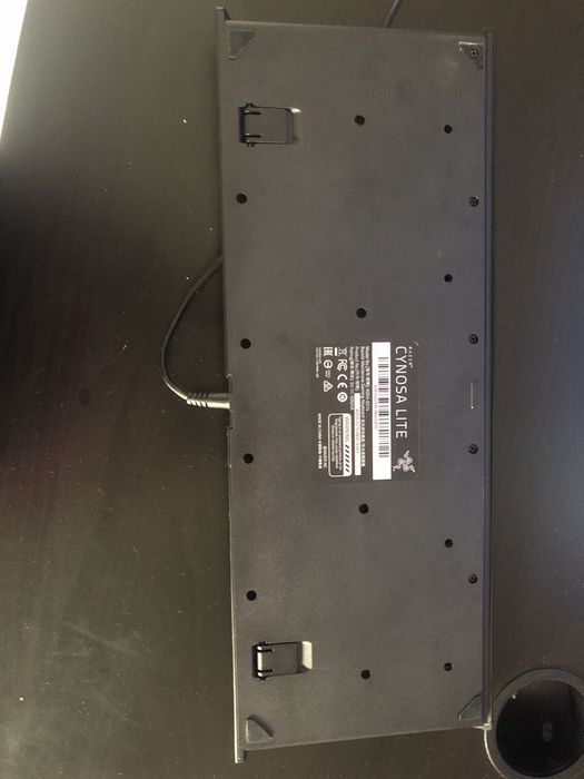 Teclado razer em bom estado.