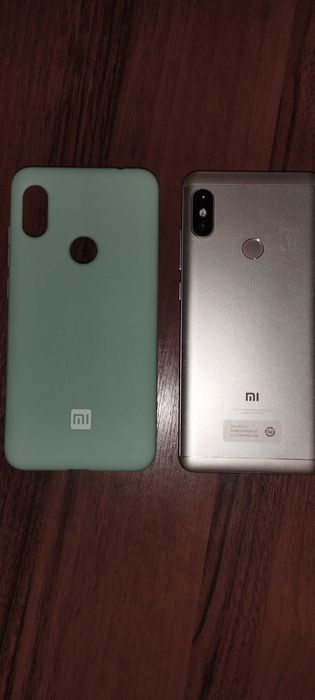 Телефон Xiaomi redmi note 5 3/32gb