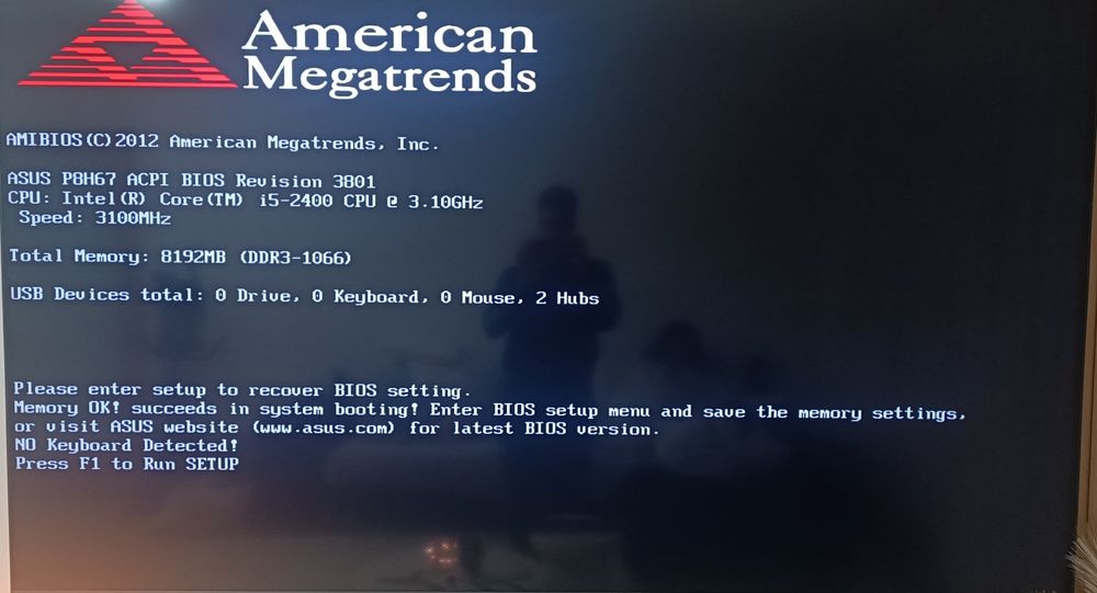 Bundle i3, P8H67 e GT 520, com defeito