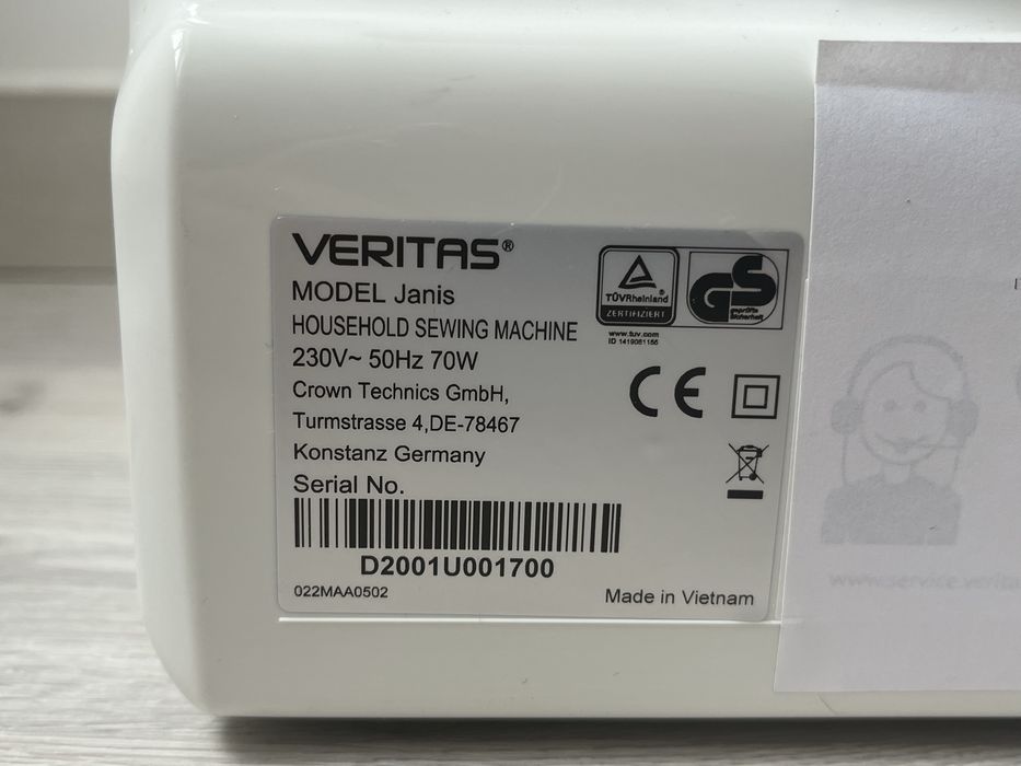 Електромеханічна швейна машишка Veritas Janis
