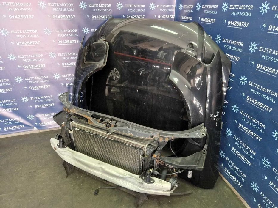 Frente completa usada AUDI A4 B7 S-LINE capot parachoques oticas guardalamas radiador SLINE
