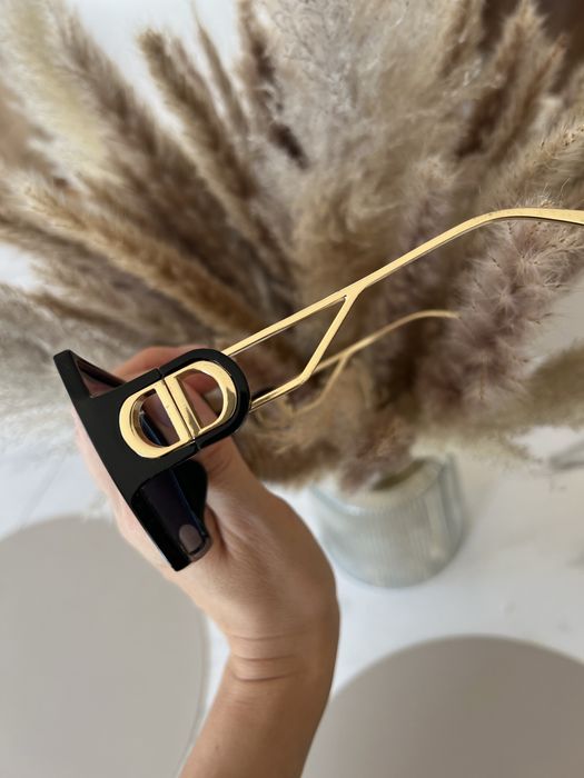 Okulary przeciwsłoneczne kocie złote