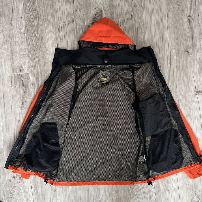 Вітровка salewa gore-tex