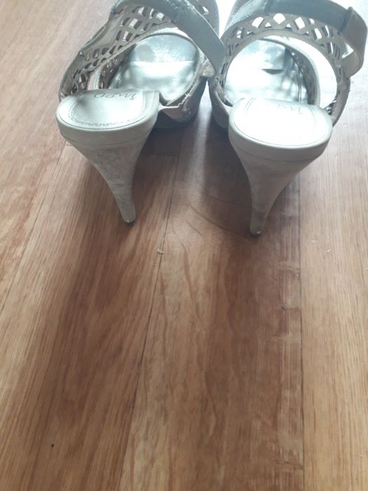 Szpilki ładne polecam