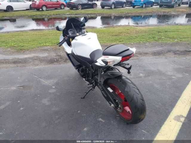 Suzuki GSX-R 750 2025