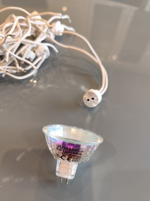 18 Focos MR16, 18 casquilhos e 18 argolas