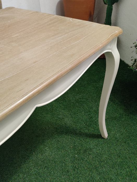 Mesa de jantar  Gato preto