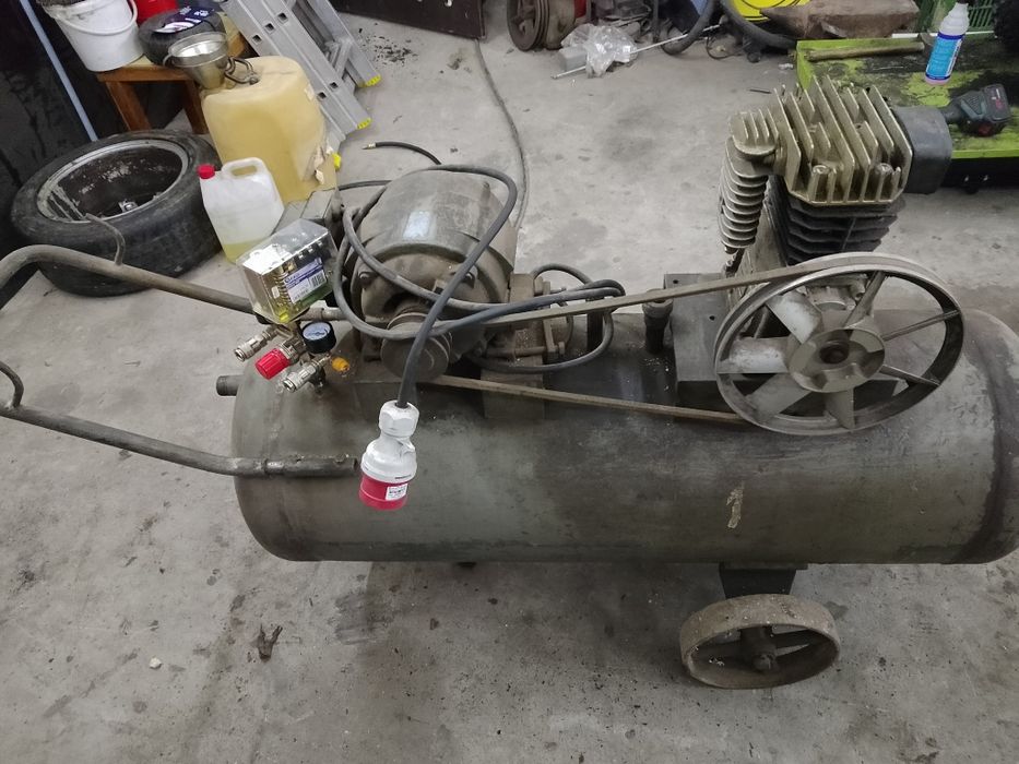 Kompresor  sprężarka 180l