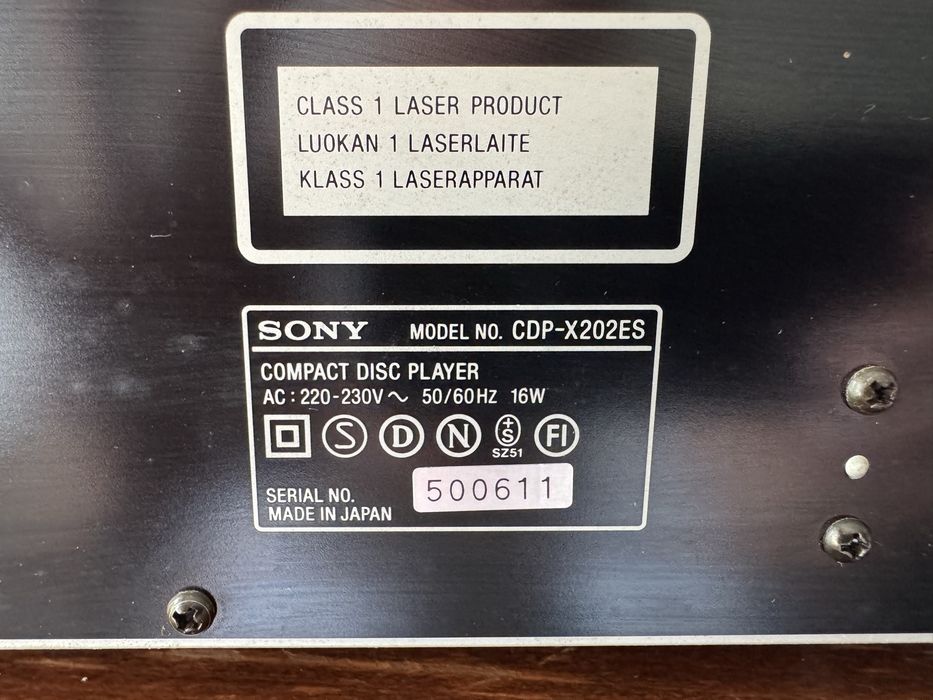 Odrwarzacz cd Sony CDP X202ES