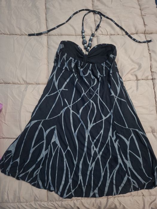 Vestido preto com detalhe em prata S
