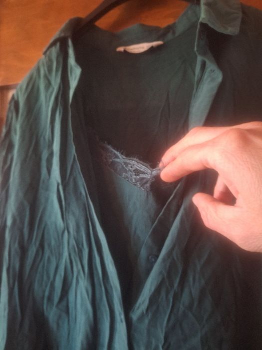 Bluzka damska Stradivarius rozm.M,viskoza,stan bardzo dobry.