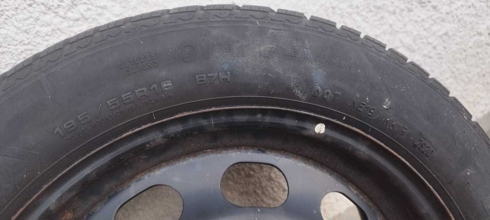Felgi stalowe BMW z oponami Good Year Ultragrip 8