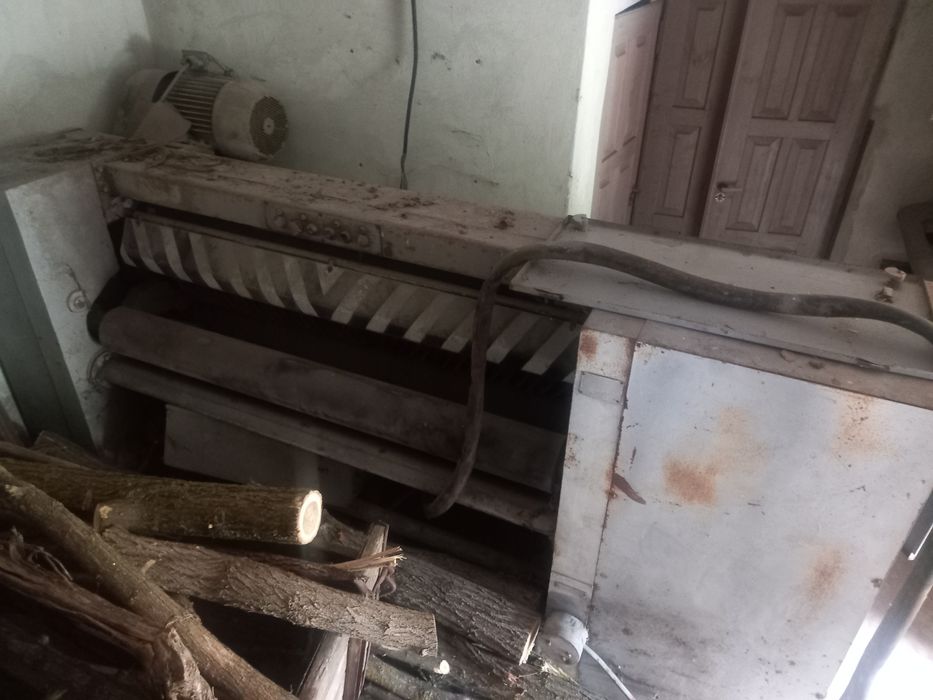 Ніздрильний станок для шкіри