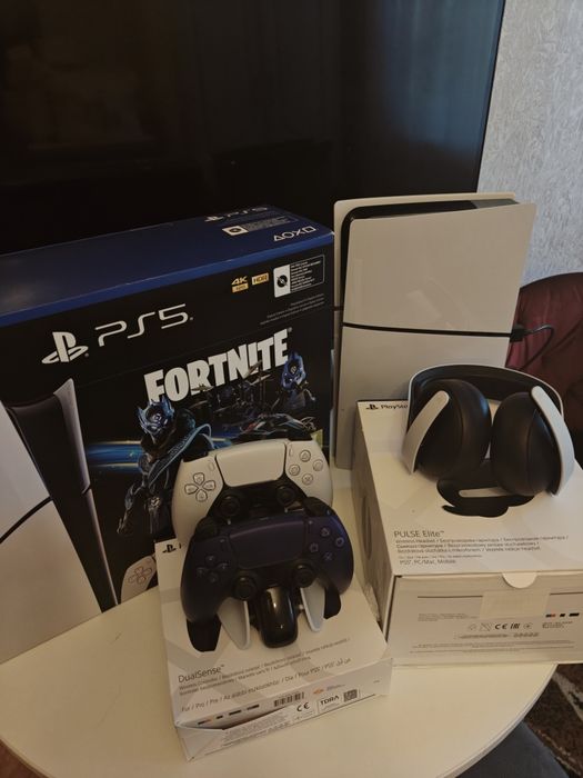 Playstation 5 1 tb комплект