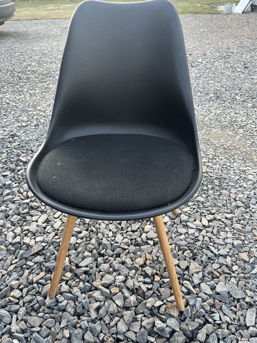 Stół rozkładany + 6 krzeseł