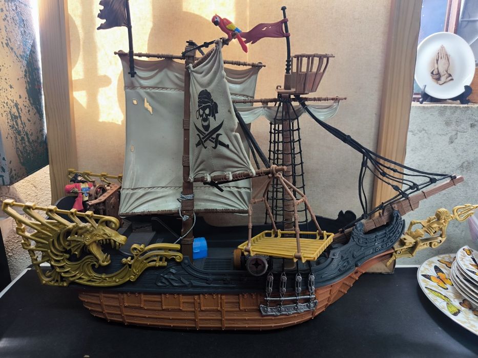 Navio Pirata Playmobil - Brinquedo