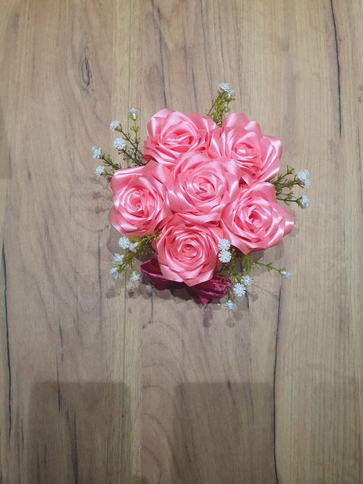 Flowerbox róże ze wstążki