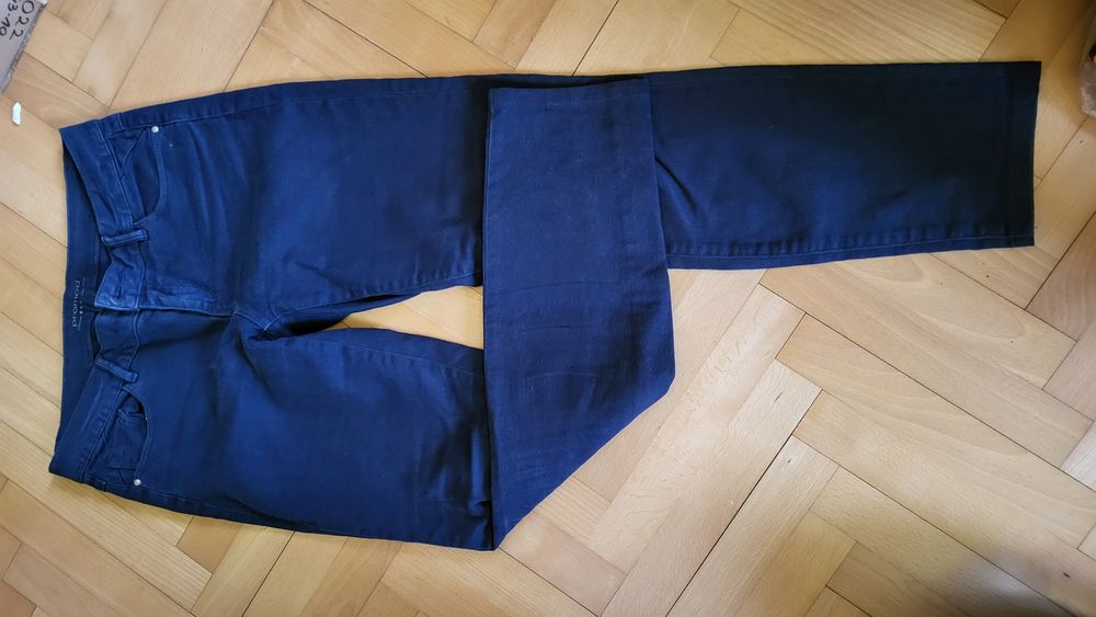 Spodnie jeans damskie