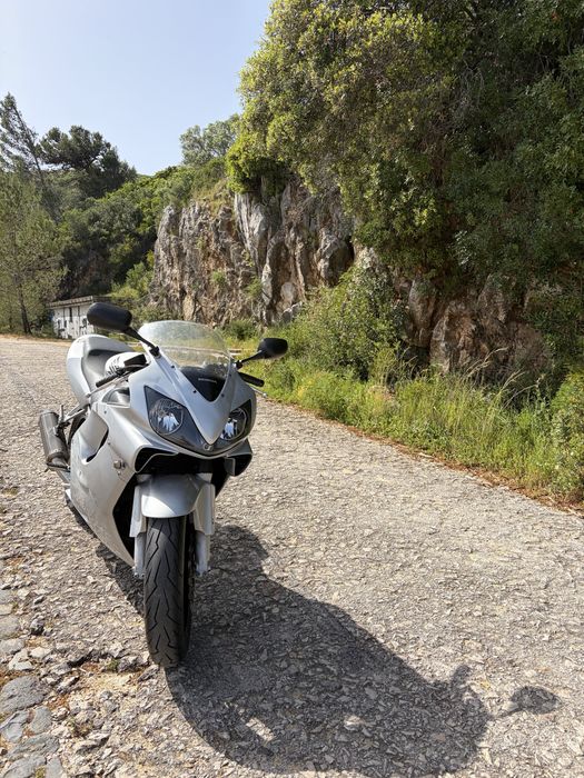 Honda Cbr 600 F4i