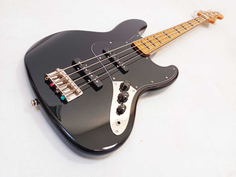 Squier Classic Vibe 70s Jazz Bass