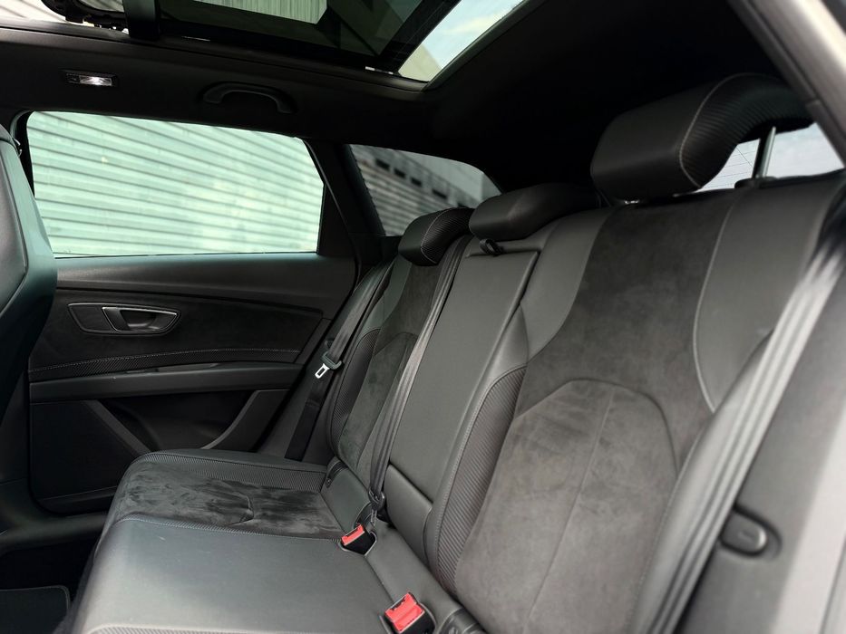 SEAT Leon ST 2.0 TSI S&S 4Drive DSG Cupra 300 Edition Carbon