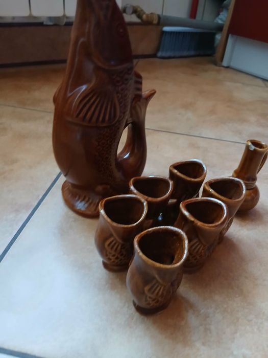 Karafka RYBA PRL ceramika + kieliszki+ dzbanuszek
