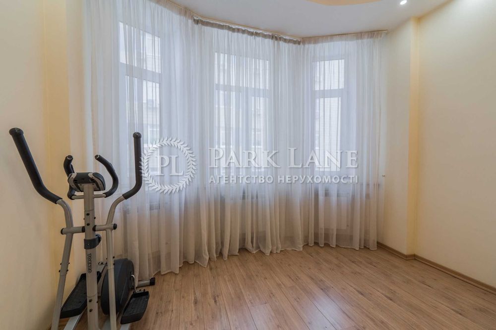 боулинг на ул 8 марта