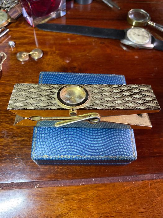 Relógio Mola  Suíço Rivo Corda 10 cm Art Déco Anos 50