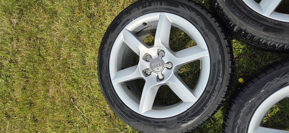 Komplet kół felgi z oponami audi