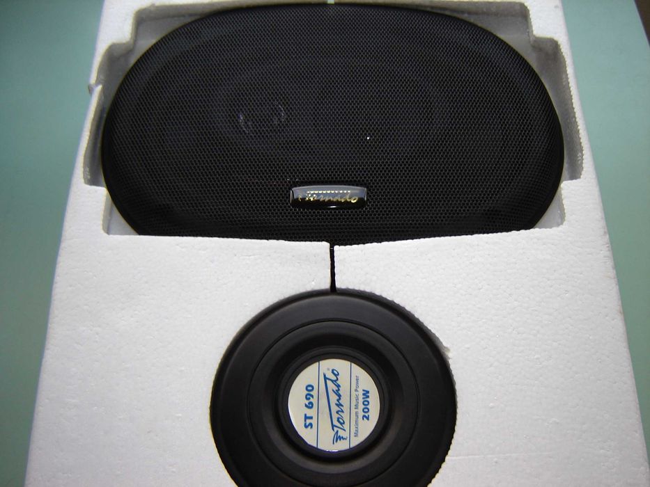 Colunas de som para automóvel -  TORNADO 200W - 3 vias.