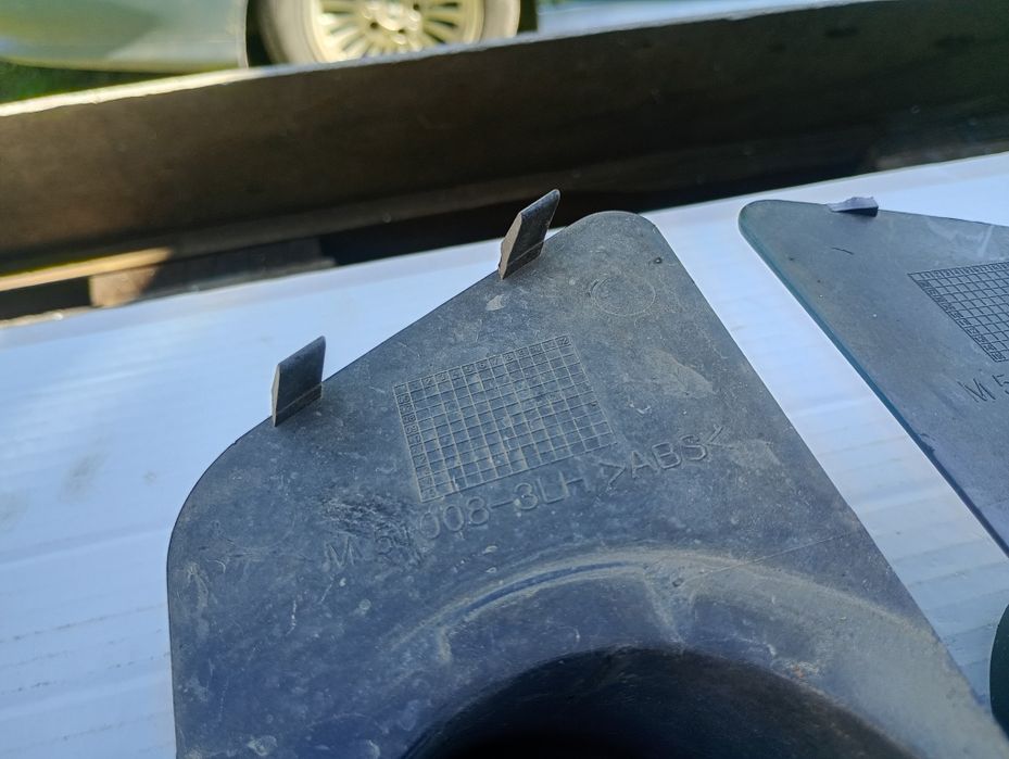 Ramki halogenów lamp przeciwmgłowych przódM Pakiet M Technic M5 BMW E39