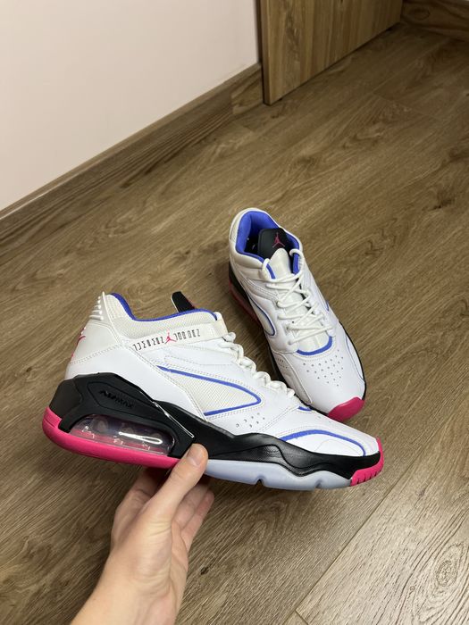 Продам БОМБЕЗНІ чоловічі кросівки Nike Air Jordan Point Lane Firebeery