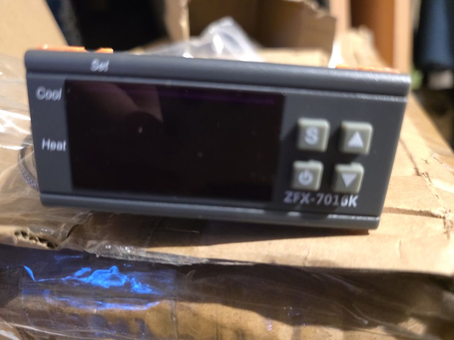 Controlador Digital de Temperatura ZFX-7016K – Novo na Caixa