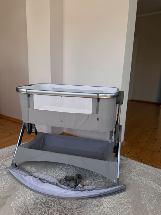 Carrello Aria – приставне ліжечко для дитини від народження