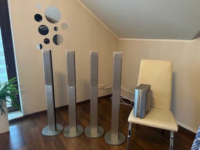 Zestaw głośników przewodowych marki JVC