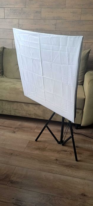 Lampa studyjna/ softbox/ oświetlenie fotografia