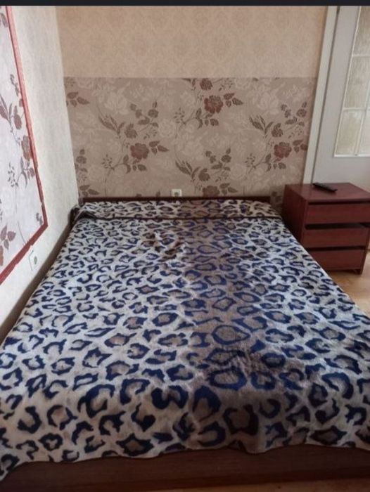 Квартира подобово  та погодинно по вулиці Б.Хмельницького.